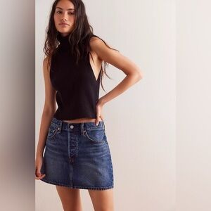 Levis ICON Blue Denim Skirt 31